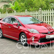 TOYOTA PRIUS 2012