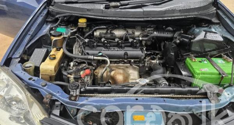 NISSAN PRIMERA 2001