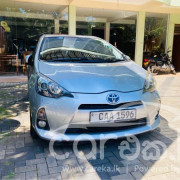 TOYOTA AQUA 2014