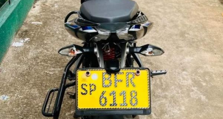 BAJAJ PULSAR NS 2017