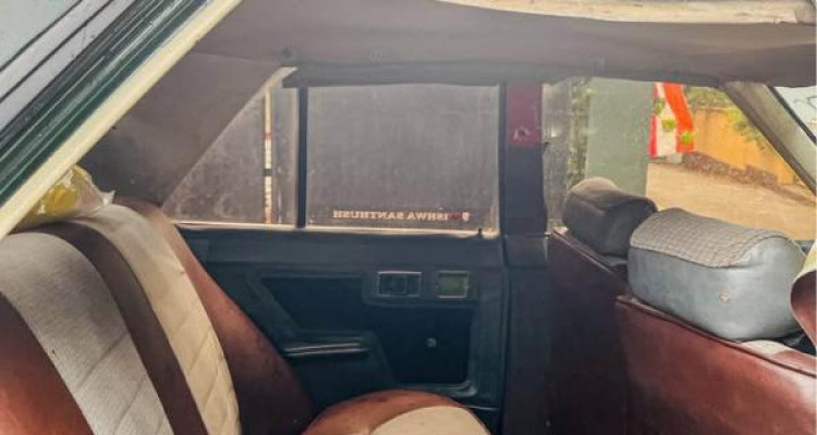 MITSUBISHI LANCER BOX 1981
