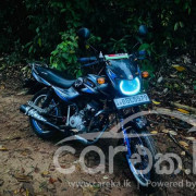 BAJAJ CT100 2017