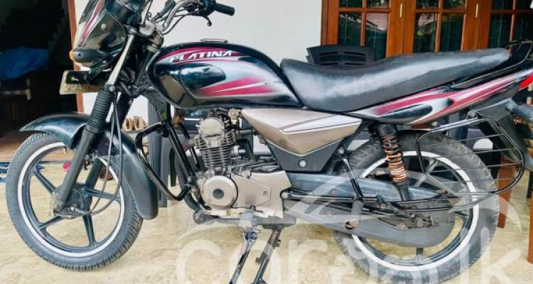 BAJAJ PLATINA 2013
