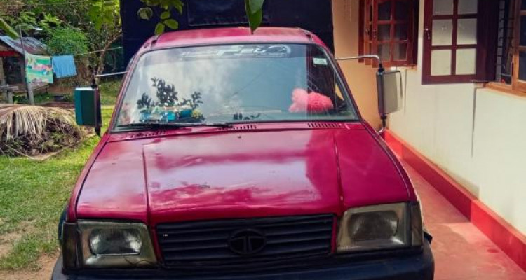 TATA 207 2005