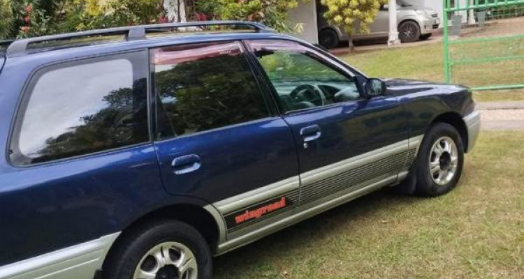 NISSAN WINGROAD 1996