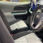 TOYOTA VITZ 2018