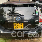 TOYOTA VITZ 2018