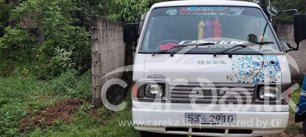 MAZDA BONGO BROWNY 1987