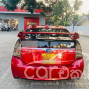 TOYOTA PRIUS 2011