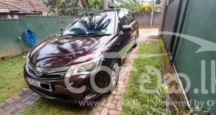 TOYOTA AXIO 2014