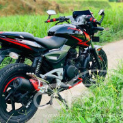 BAJAJ PULSAR 180 2010