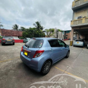 TOYOTA VITZ 2013