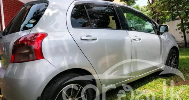 TOYOTA VITZ 2007