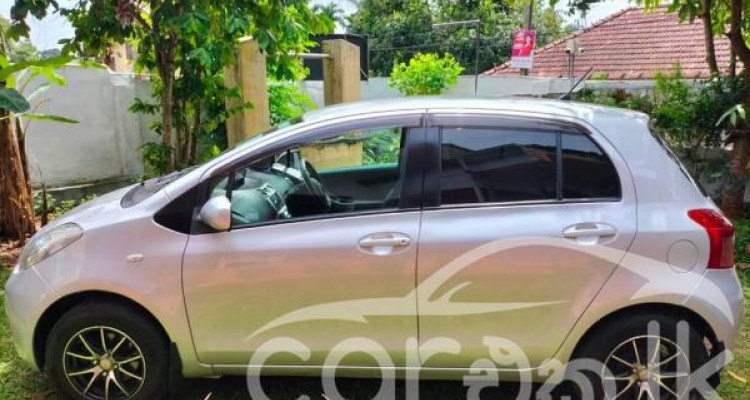 TOYOTA VITZ 2007