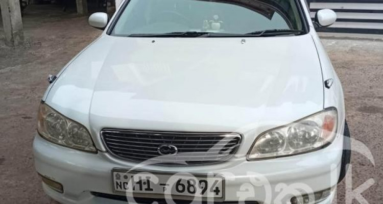 NISSAN CEFIRO 2000