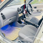 HYUNDAI ACCENT 2001