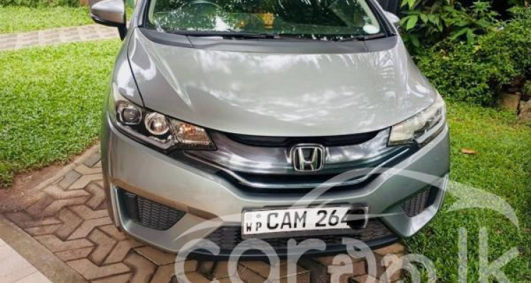 HONDA FIT GP5 2013