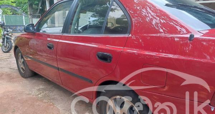HYUNDAI ACCENT 2001