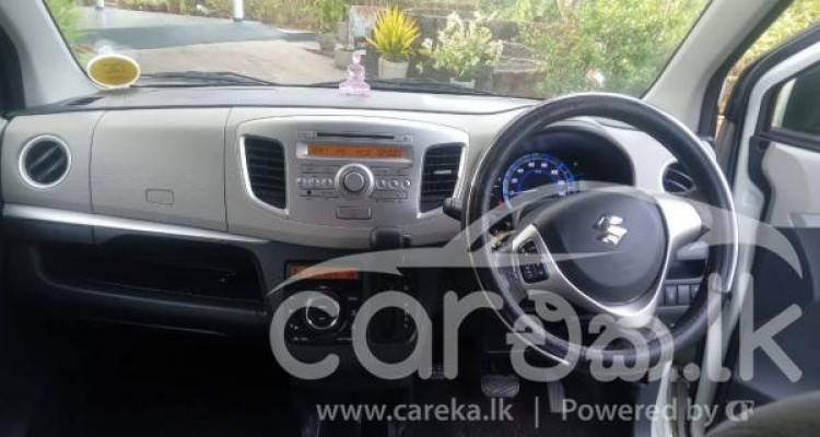 SUZUKI WAGON R 2015