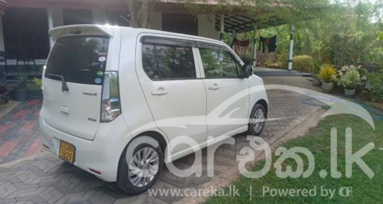 SUZUKI WAGON R 2015