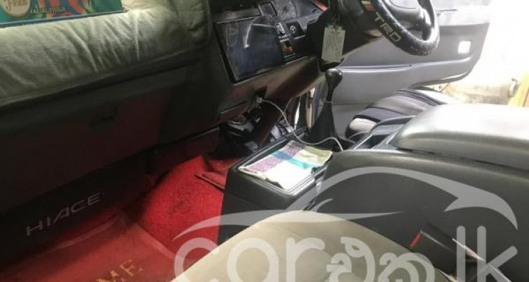 TOYOTA DOLPHIN 1999