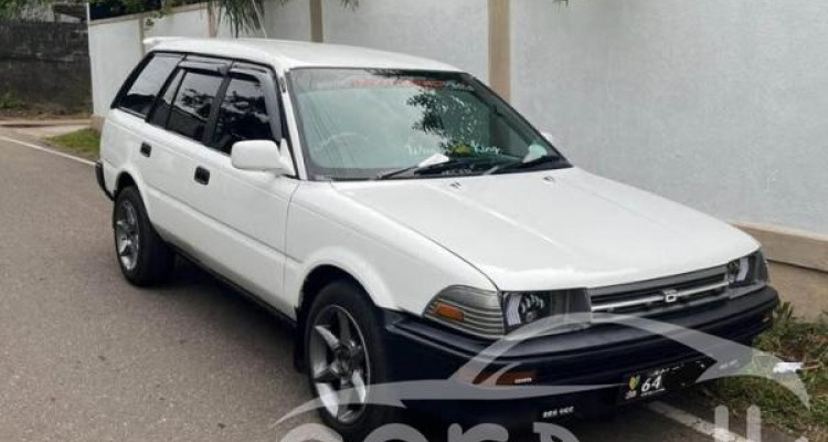 TOYOTA COROLLA 1989