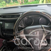 NISSAN X TRAIL 2015