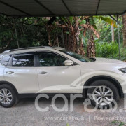 NISSAN X TRAIL 2015