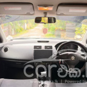 SUZUKI SWIFT 2004