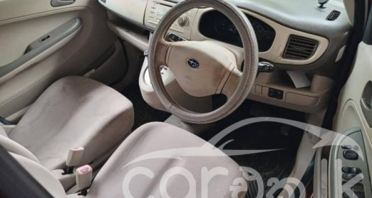 SUBARU R2 2003