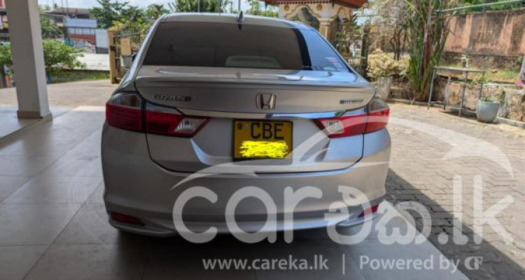 HONDA GRACE 2017