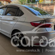 HONDA GRACE 2017