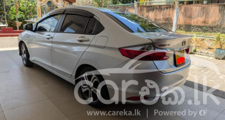 HONDA GRACE 2017