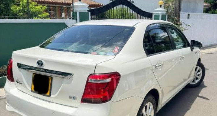 TOYOTA AXIO 2018
