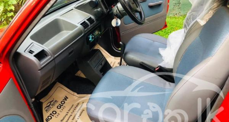 SUZUKI MARUTI 800 2010