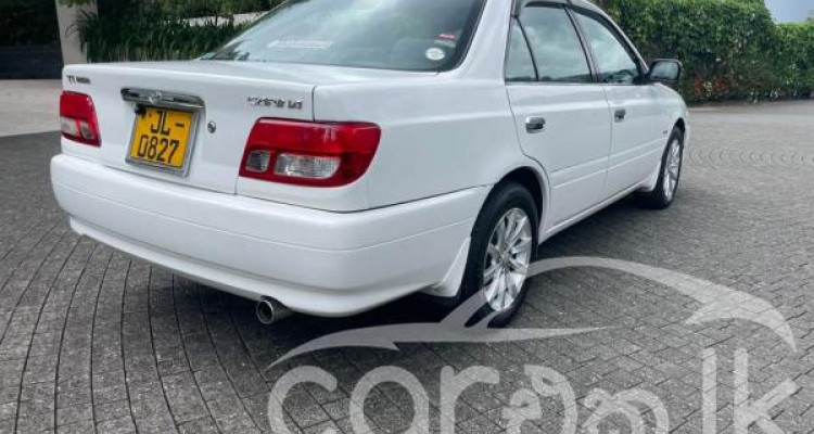TOYOTA CARINA 2001