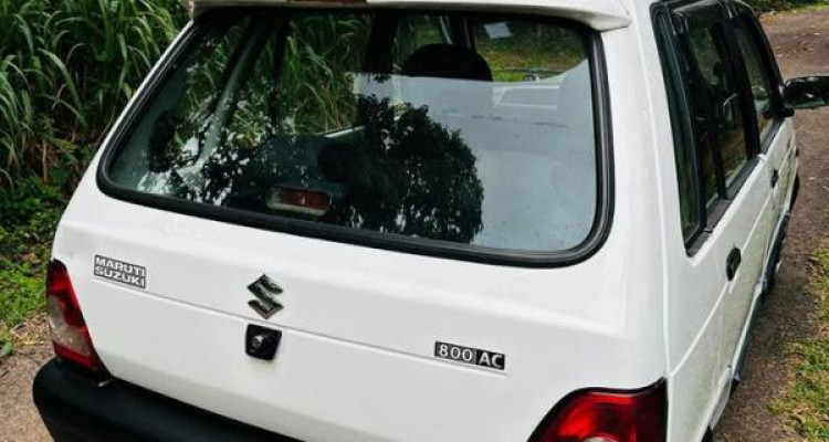 SUZUKI MARUTI 800 2006