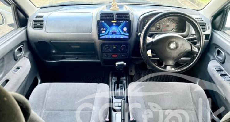 SUZUKI SWIFT 2004