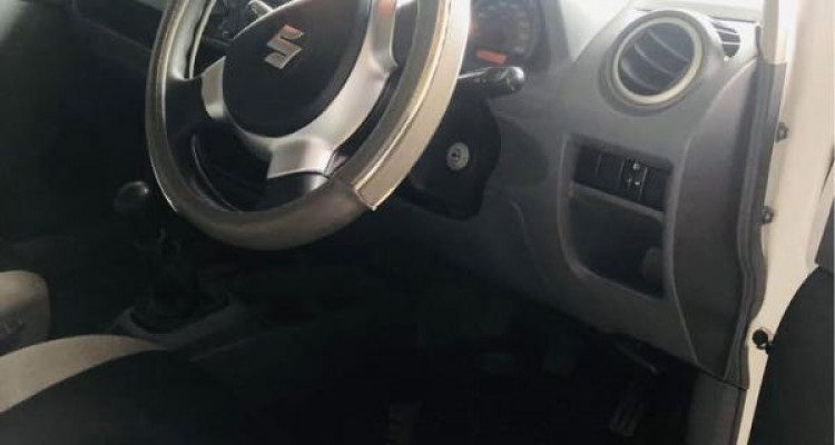 SUZUKI ALTO 2013