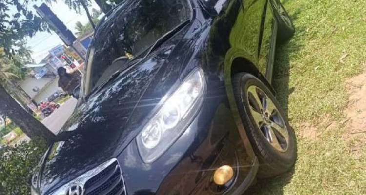 HYUNDAI SANTA FE 2012