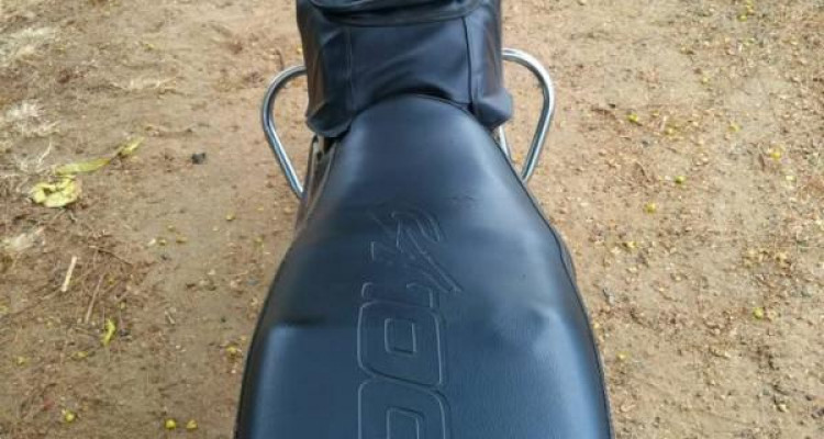 BAJAJ CT100 2017