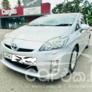 TOYOTA PRIUS 2011