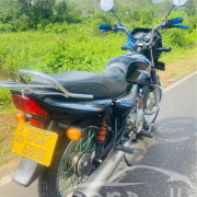 BAJAJ CT100 2015