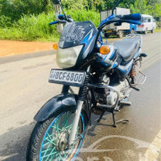 BAJAJ CT100 2015