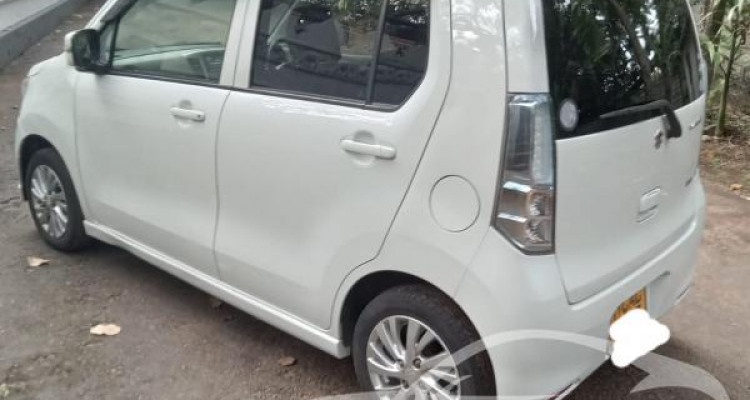 SUZUKI WAGON R 2014