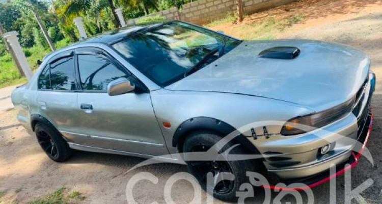 MITSUBISHI GALANT 1998