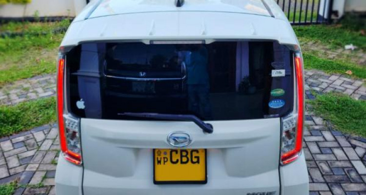 DAIHATSU MOVE 2017