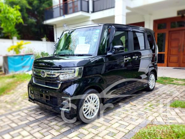 HONDA N-BOX 2023