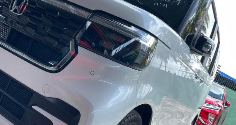 HONDA N-BOX 2023