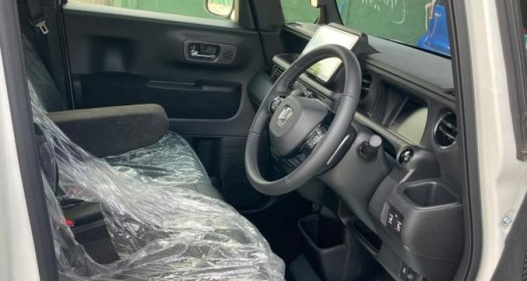 HONDA N-BOX 2023